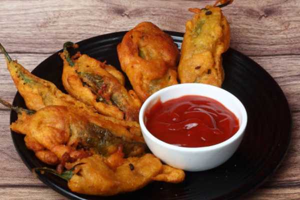 Mirchi Bajji