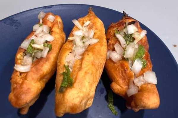 Stuffed Mirchi Bajji
