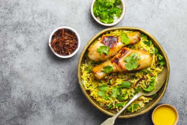 Family Gongura Chicken Dum