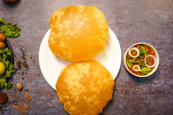 Plain bhature