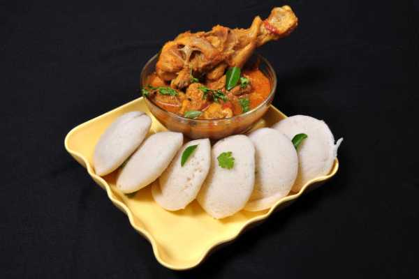Two Idly with Chicken Curry