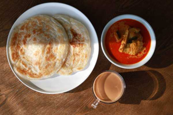 Two Parrota with Goat Curry