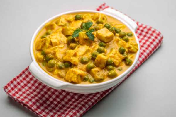 Mutter Paneer