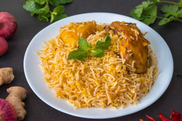 Boneless Chicken Biryani Bucket