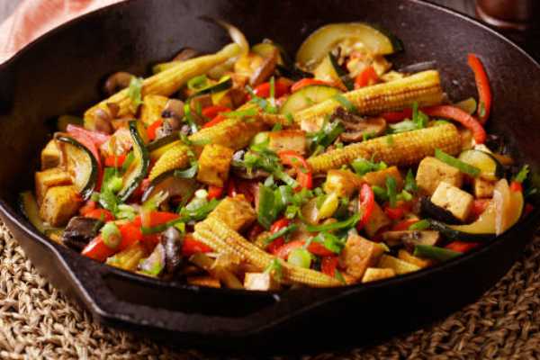 Karivepaku Baby Corn