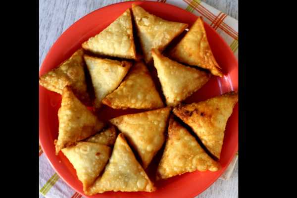 IRANI SAMOSA (4 pcs)