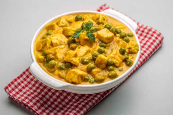 Mutter Paneer