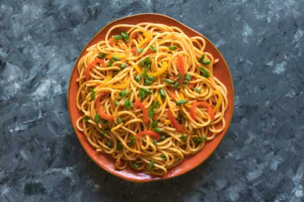 Hakka Noodles Veg
