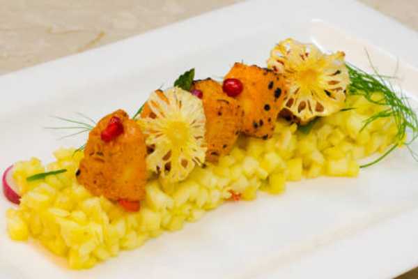 Paneer Pineapple Tikka (LS)