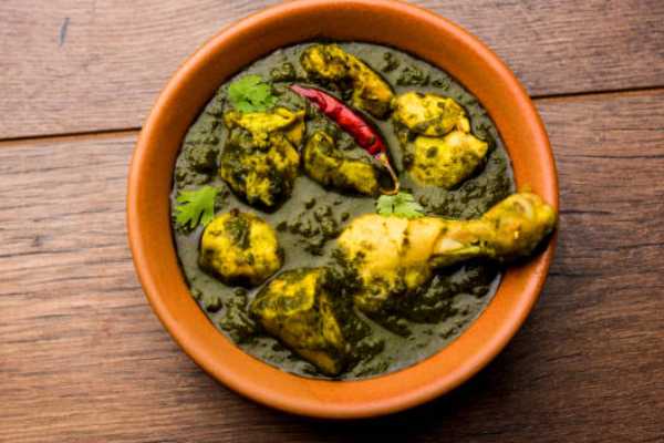Saag-Wala Chicken