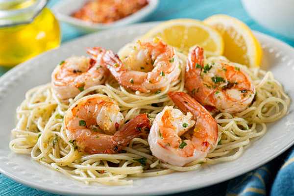 SHRIMP HAKKA NOODLES