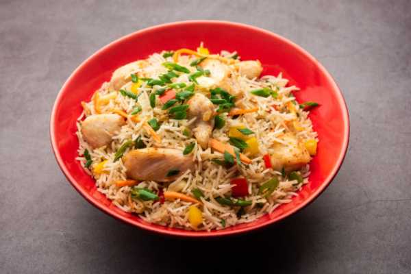 CHICKEN FRIED RICE