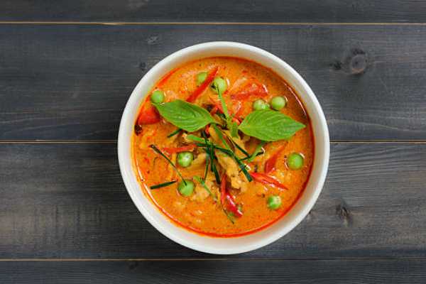 CHICKEN THAI RED CURRY