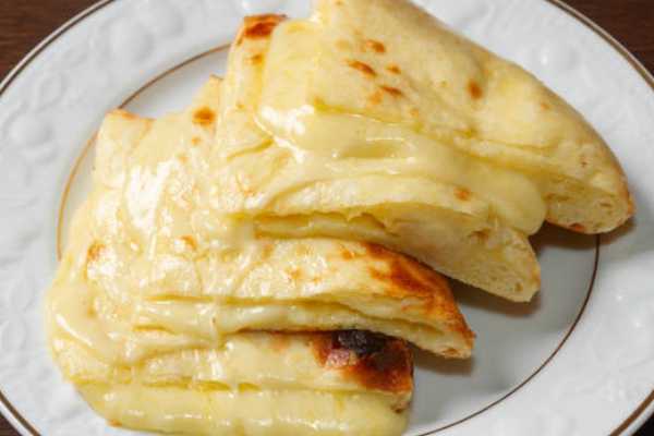 Cheese Naan