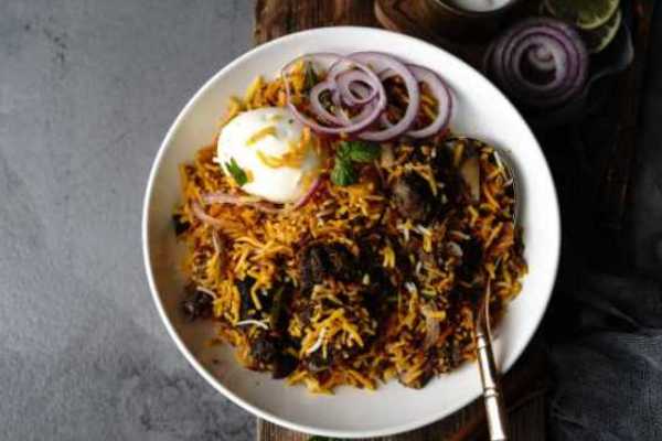 Hydrabadi Goat Dum Biryani