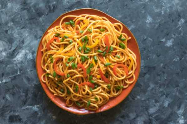 Veg Hakka Noodles