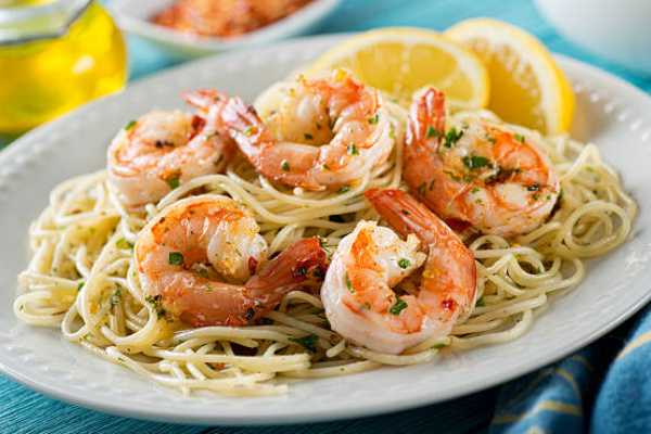 Shrimp Hakka Noodles