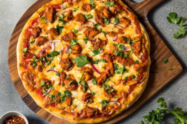 Chicken Tikka Pizza