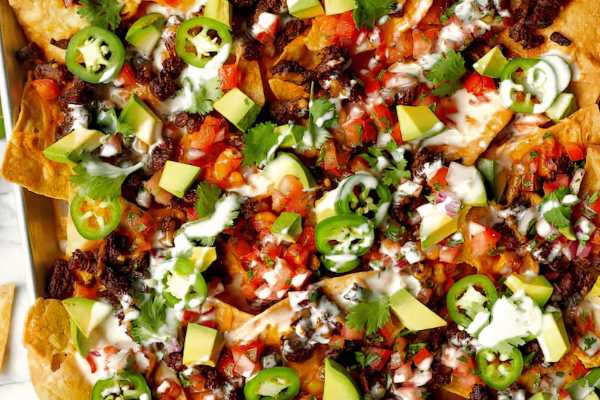 Loaded Nachos - Carne Asada (grilled Steak)