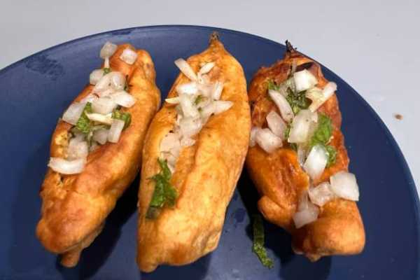 Onion Mirchi Bajji