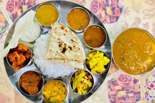 Anjappar Egg Meal (Thali)