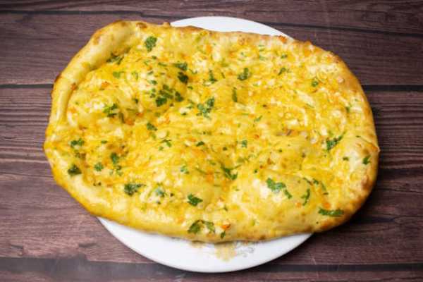 Cheese-Chilli- Garlic Naan