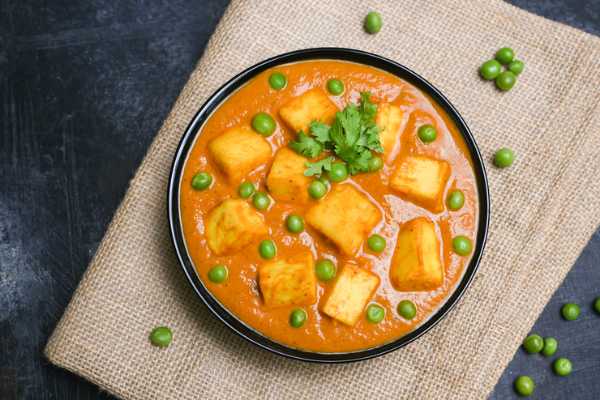 Mutter Paneer
