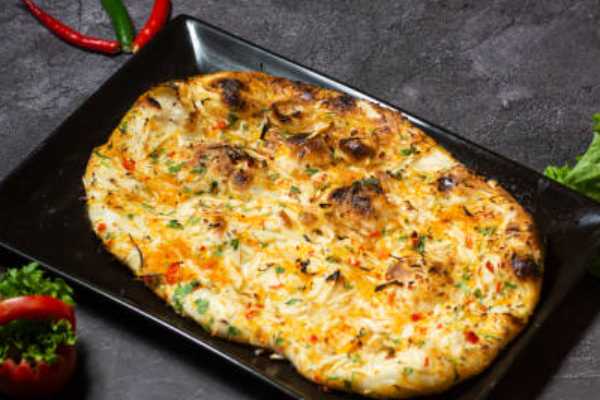 GARLIC NAAN