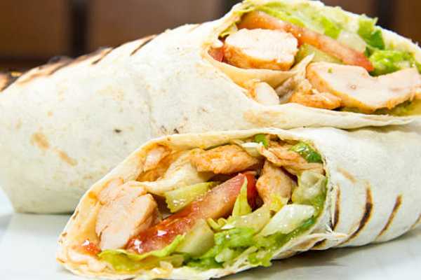 CHILLI CHICKEN WRAP