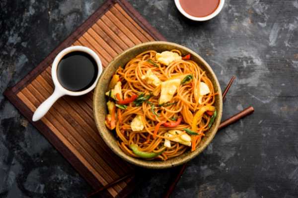Egg Schezwan Noodles