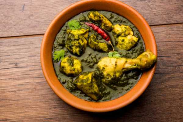 CHICKEN SAAG