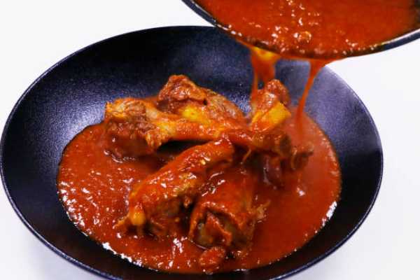 GOAT VINDALOO CURRY