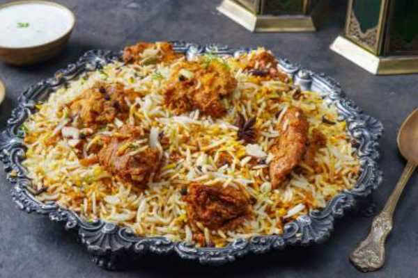 BONELESS CHICKEN BIRYANI