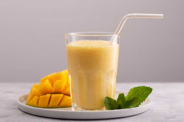 MANGO LASSI