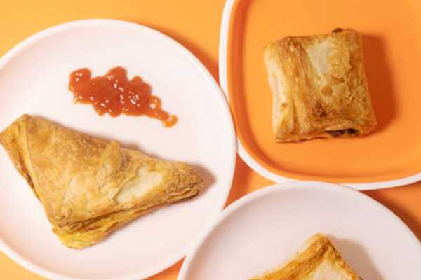 EGG PUFFS