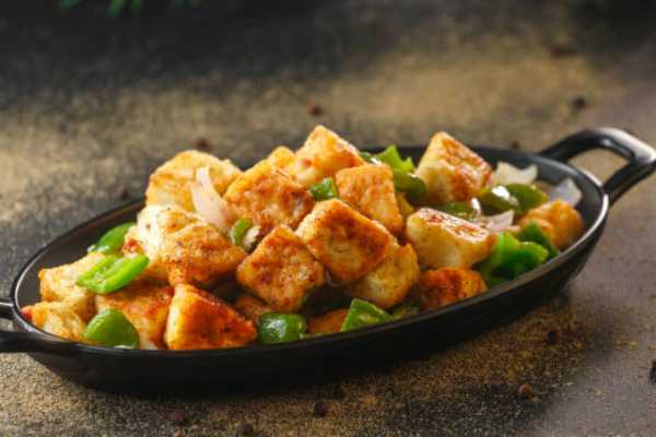 CHILLI PANEER