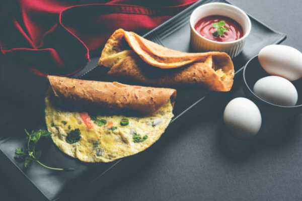 EGG KATHI ROLL
