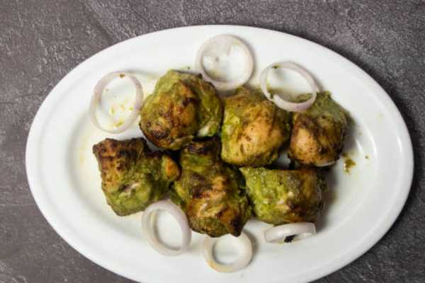 HARIYALI CHICKEN KEBAB