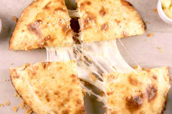 Cheese Naan
