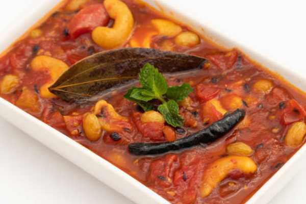 Kaju Curry