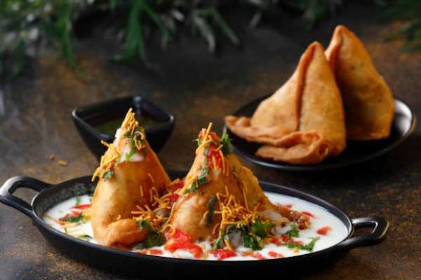 Samosa Ragada Chaat