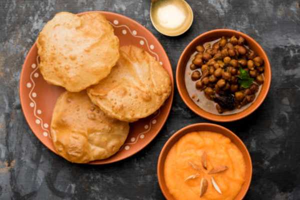 POORI CHOLEY  (2PC)