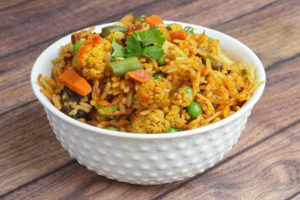 Temper Veg Dum Biryani Family Pack