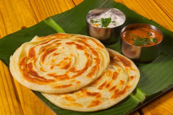 Parotha With Veg Kurma