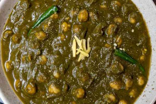 Chana Saag