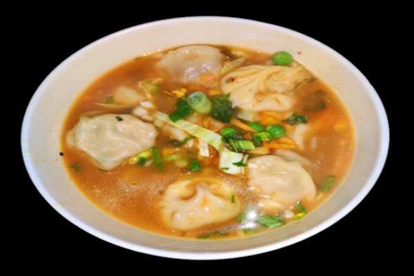 JHOL VEG MOMO (SOUP)
