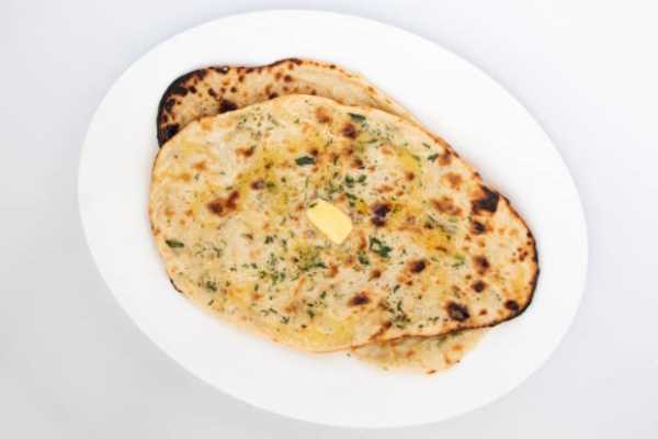 BUTTER NAAN