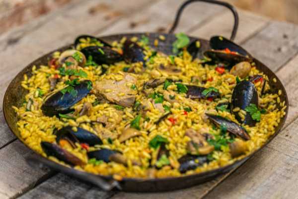 Home Style Guttivankaya Dum Pulav