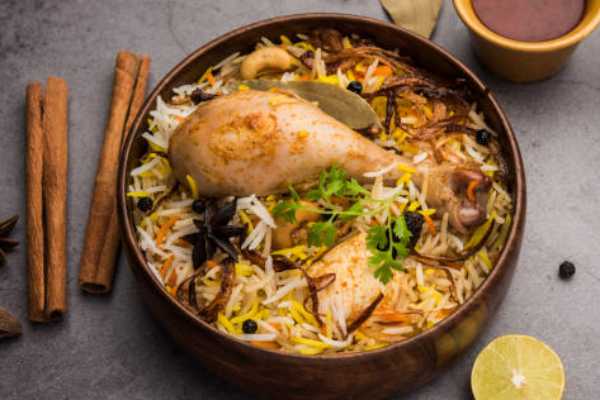 1/2 Tray Chicken Dhum Biryani