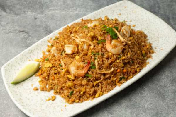 Mixed Fried Rice (Egg,  Chicken & Shrimp) 